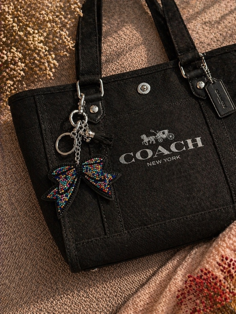 Black Bow Keychain with Multicolored Rhinestones NWT - Picture 4 of 5